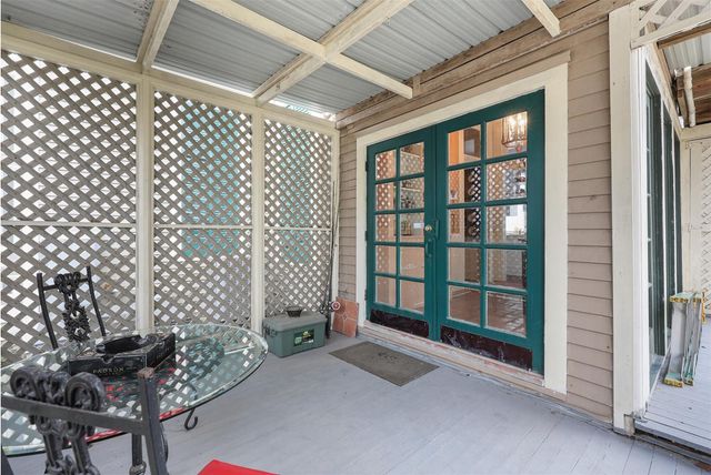 1712 Winnie Street, Galveston, TX 77550