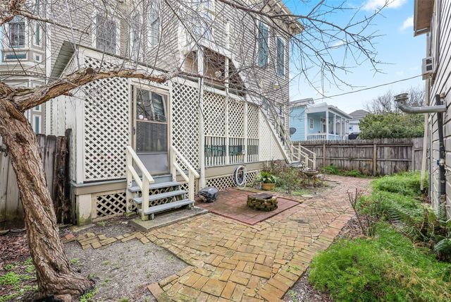 1712 Winnie Street, Galveston, TX 77550