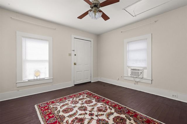 1712 Winnie Street, Galveston, TX 77550