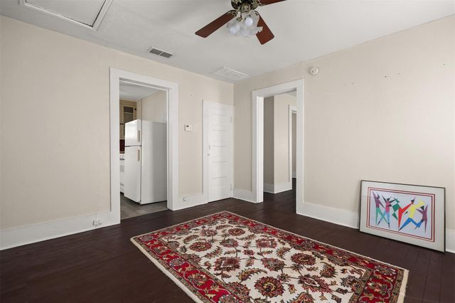 1712 Winnie Street, Galveston, TX 77550