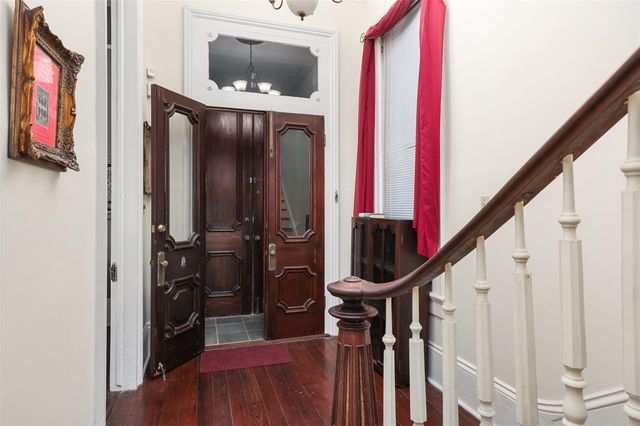 1712 Winnie Street, Galveston, TX 77550