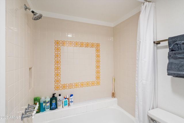 10410 N CAVE CREEK Road 2229, Phoenix, AZ 85020