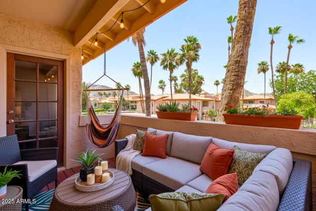 10410 N CAVE CREEK Road 2229, Phoenix, AZ 85020