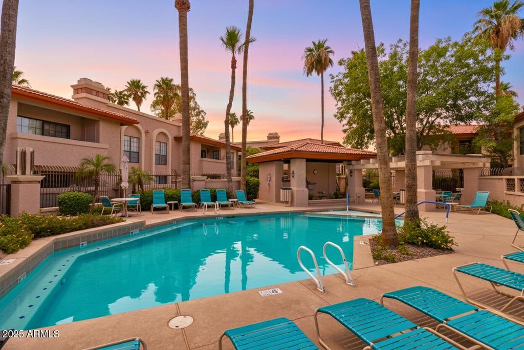 10410 N CAVE CREEK Road 2229, Phoenix, AZ 85020