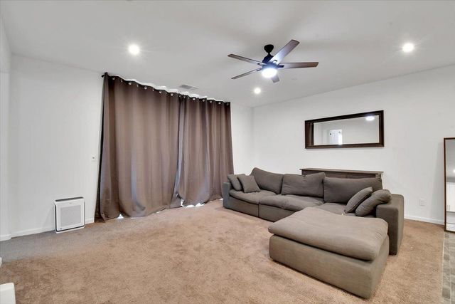 4040 Citation Dr, Olivehurst, CA 95961