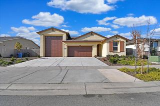 4040 Citation Dr, Olivehurst, CA 95961