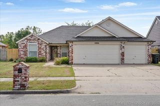 10806 E 117th Street North, Collinsville, OK 74021