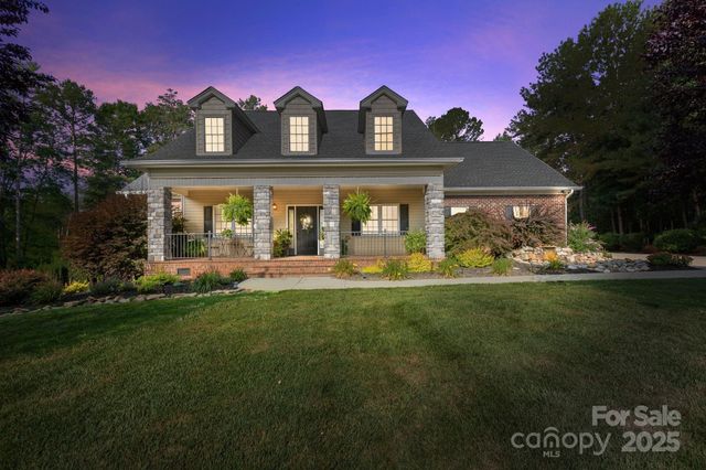 221 Riverwalk Drive, Connelly Springs, NC 28612