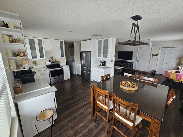 161 SE Village Dr Unit 161, Port St Lucie, FL 34952