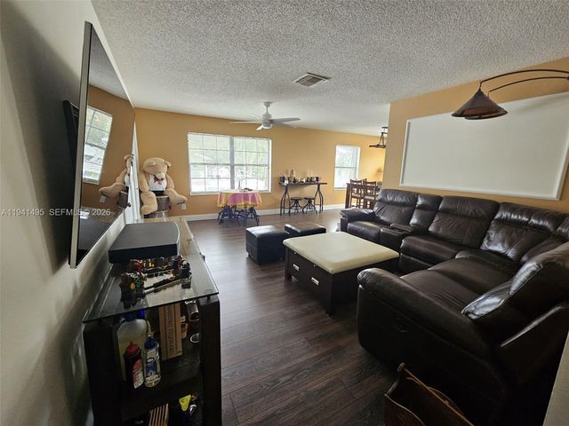 161 SE Village Dr Unit 161, Port St Lucie, FL 34952