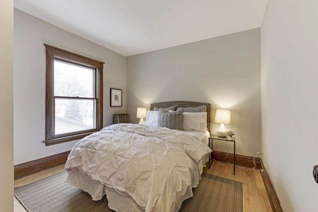 2441 Dupont Avenue S, Minneapolis, MN 55405