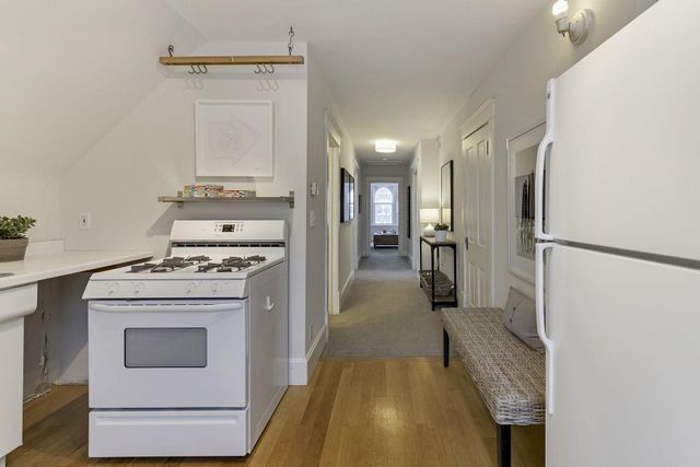 2441 Dupont Avenue S, Minneapolis, MN 55405