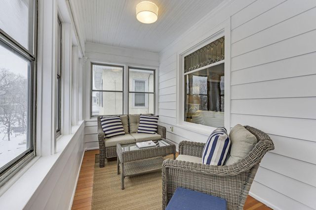 2441 Dupont Avenue S, Minneapolis, MN 55405
