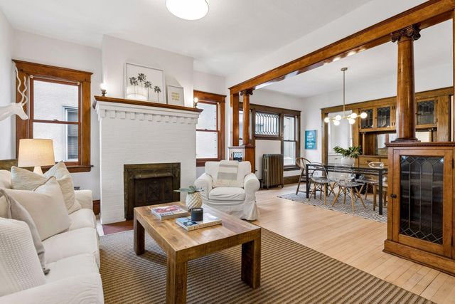 2441 Dupont Avenue S, Minneapolis, MN 55405