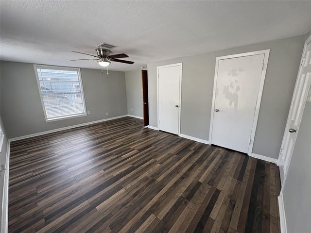 4330 E Fm 1462 Road, Rosharon, TX 77583