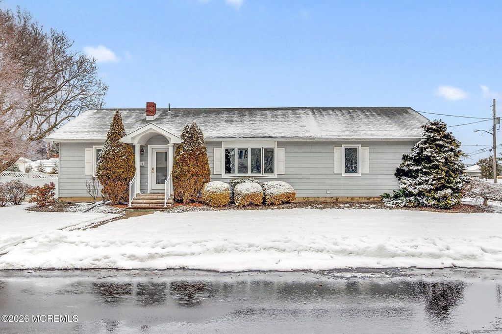 15 Maple Avenue, Oceanport, NJ 07757