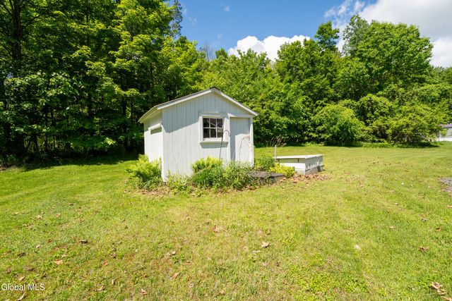 197 Lakeside Drive, Mayfield, NY 12117