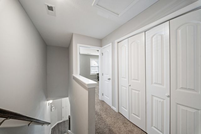 253 Woodland Valley Ln, Clarksville, TN 37040