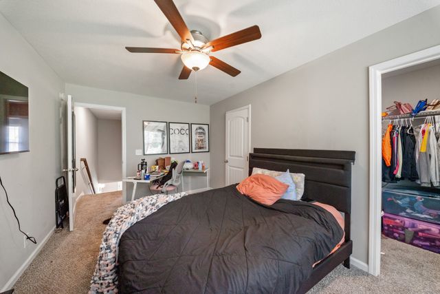 253 Woodland Valley Ln, Clarksville, TN 37040
