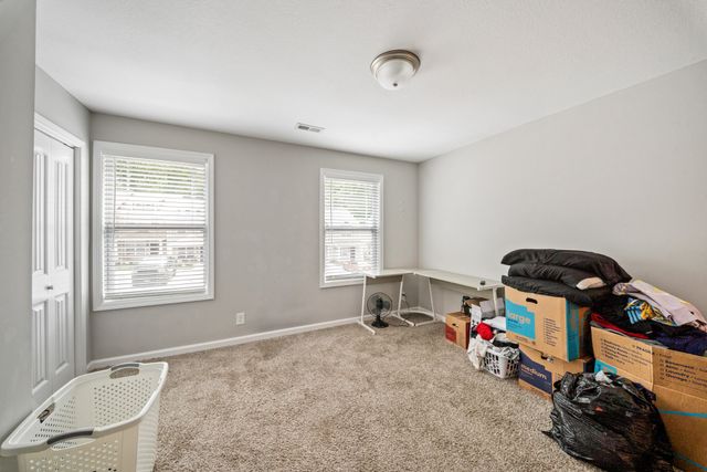253 Woodland Valley Ln, Clarksville, TN 37040