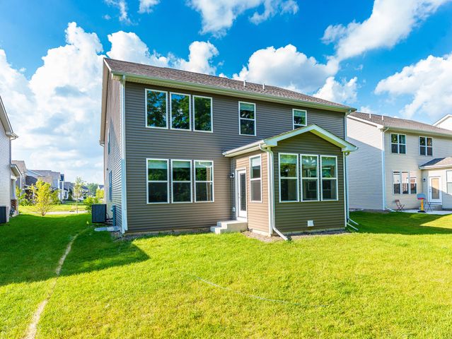 2225 Bent Grass Way, Bolingbrook, IL 60490