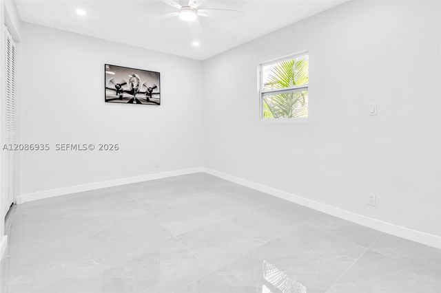 8957 NW 44th Ct, Sunrise, FL 33351