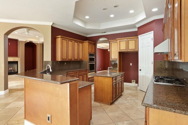 4520 E Morada Ln, Stockton, CA 95212