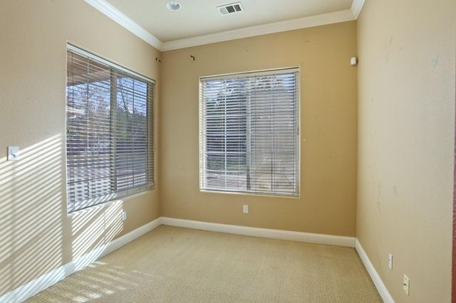 4520 E Morada Ln, Stockton, CA 95212