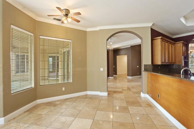 4520 E Morada Ln, Stockton, CA 95212