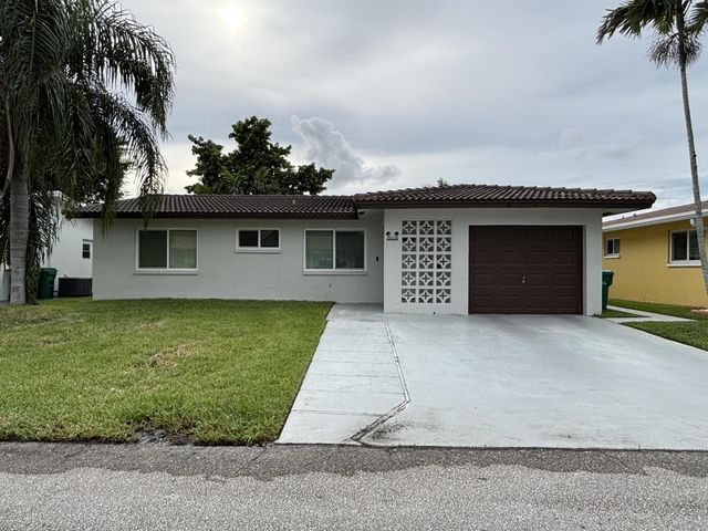 5611 NW 49TH Terrace, Tamarac, FL 33319