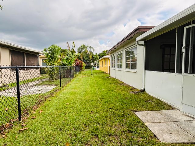 5611 NW 49TH Terrace, Tamarac, FL 33319