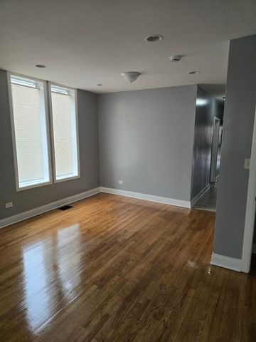 5621 S Green Street, Chicago, IL 60621
