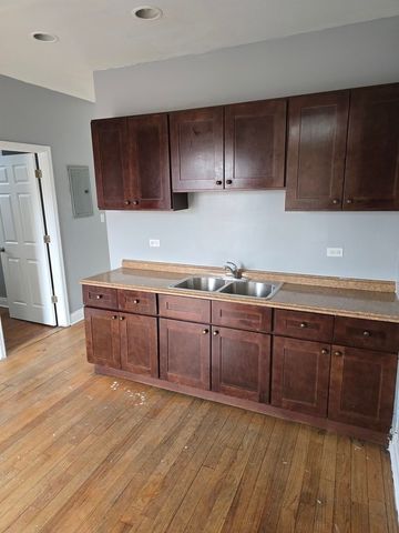 5621 S Green Street, Chicago, IL 60621