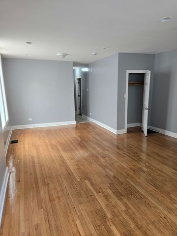 5621 S Green Street, Chicago, IL 60621