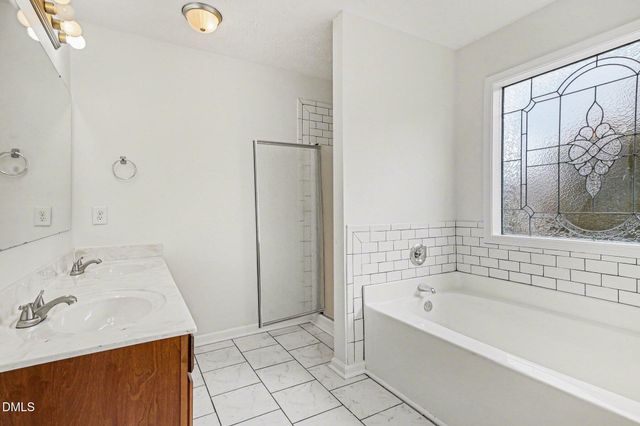 115 Berkshire Court, Raeford, NC 28376