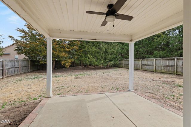 115 Berkshire Court, Raeford, NC 28376