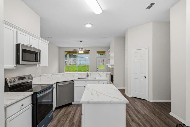 1811 Ruby Cv, Whitehouse, TX 75791