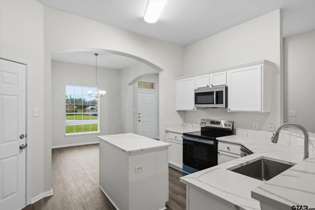 1811 Ruby Cv, Whitehouse, TX 75791