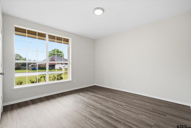 1811 Ruby Cv, Whitehouse, TX 75791