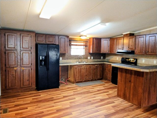 194 Thaxton Landing Rd, Anacoco, LA 71403