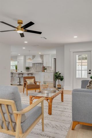 2528 4TH AVENUE S, St Petersburg, FL 33712