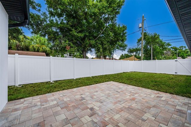 2528 4TH AVENUE S, St Petersburg, FL 33712
