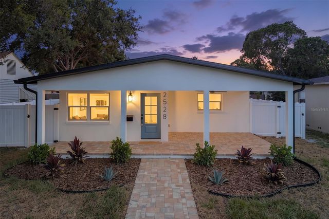 2528 4TH AVENUE S, St Petersburg, FL 33712