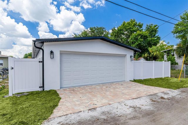 2528 4TH AVENUE S, St Petersburg, FL 33712