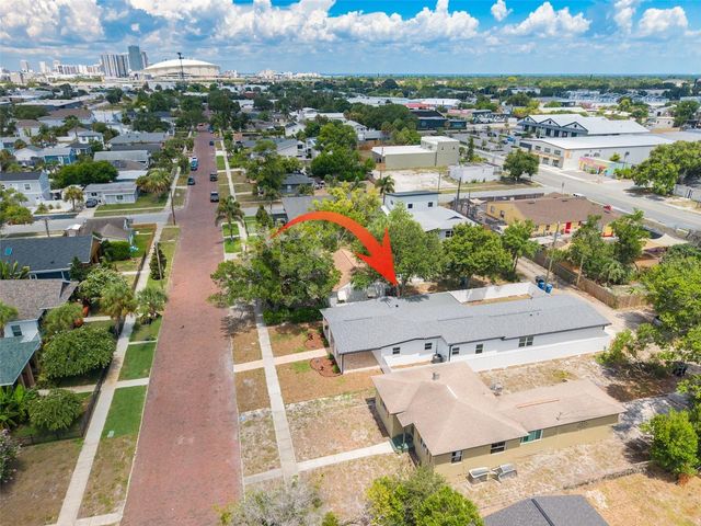 2528 4TH AVENUE S, St Petersburg, FL 33712