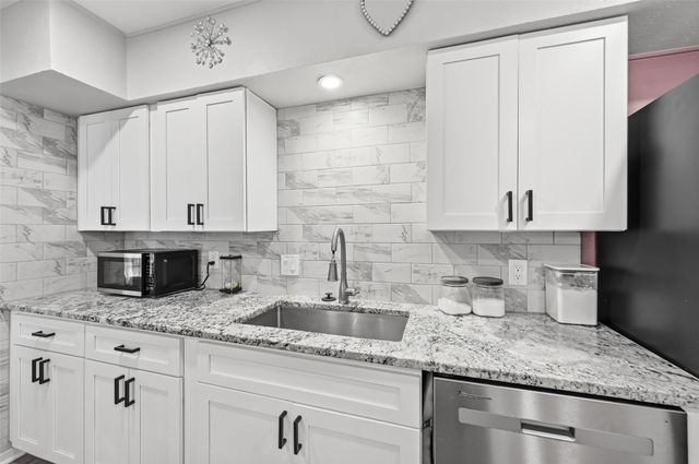 423 Charlotte Street, Duncanville, TX 75137