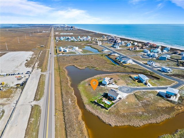 169 Breezy Ct, Port Aransas, TX 78373