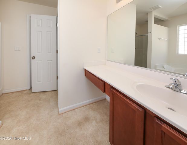 1400 Charlotte Street, Elizabeth City, NC 27909