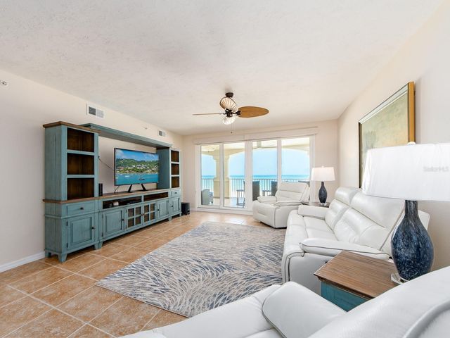 1370 GULF BOULEVARD 402, Clearwater, FL 33767