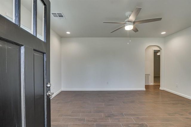 4160 NW 23rd Street, Oklahoma City, OK 73107
